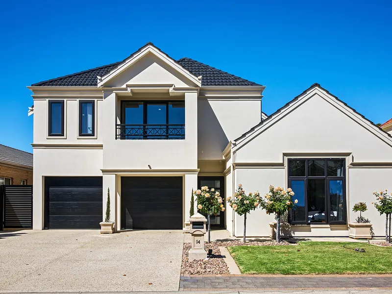 DECADENT & LUXURIOUS SUBURBAN LIVING PERFECT FOR THE WHOLE FAMILY