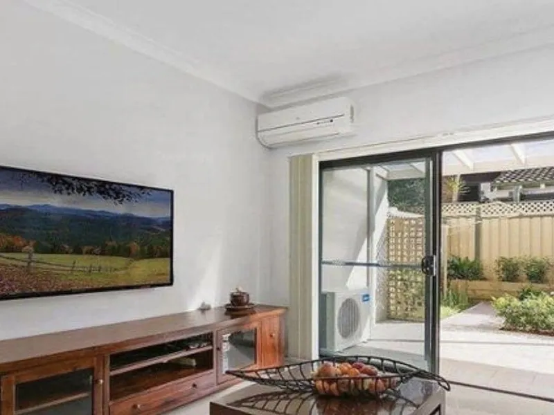 3 Bedroom Townhouse $750 Telopea- Working to Carlingford West Public school