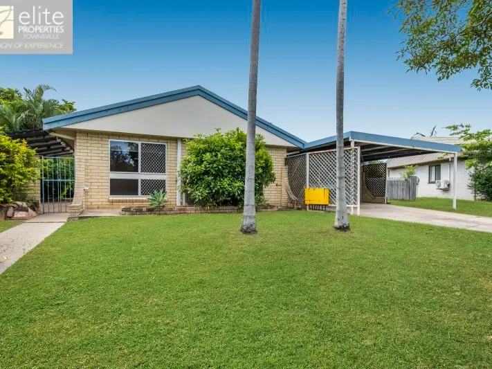 RIVER COURT… SPACIOUS… RENOVATE = PROFIT ... BARGAIN !   
