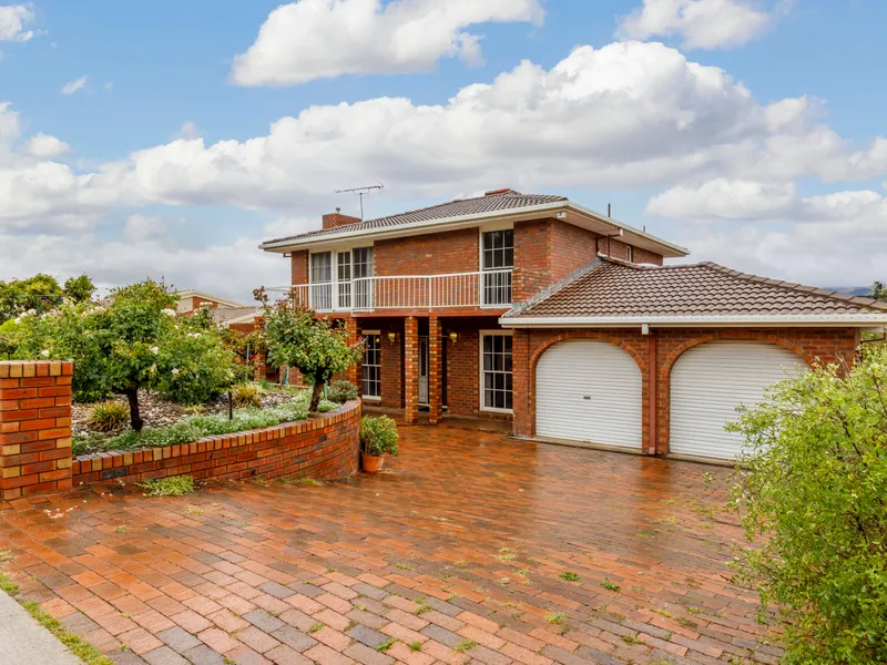 Bright and Spacious Family Home!