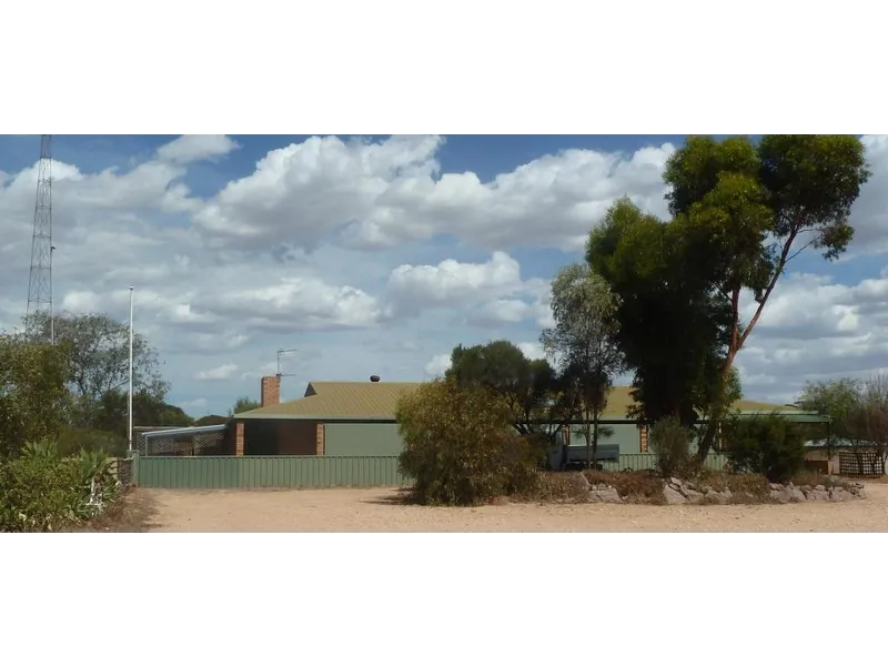Beautiful Brick home on 16 hectares - Price Even Further Reduced
