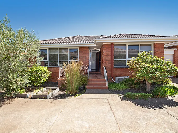 Spacious and Smartly-finished Two Bedroom Villa Unit!