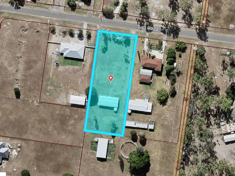PRIME CENTRALLY LOCATED 4000m2 BLOCK WITH SHED!