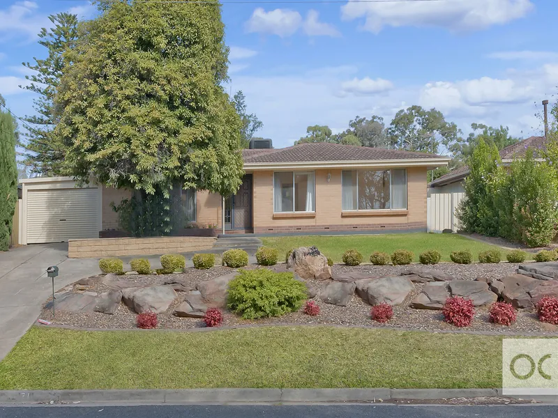 Renovated, ready-to-go family home on a generous piece of popular Highbury