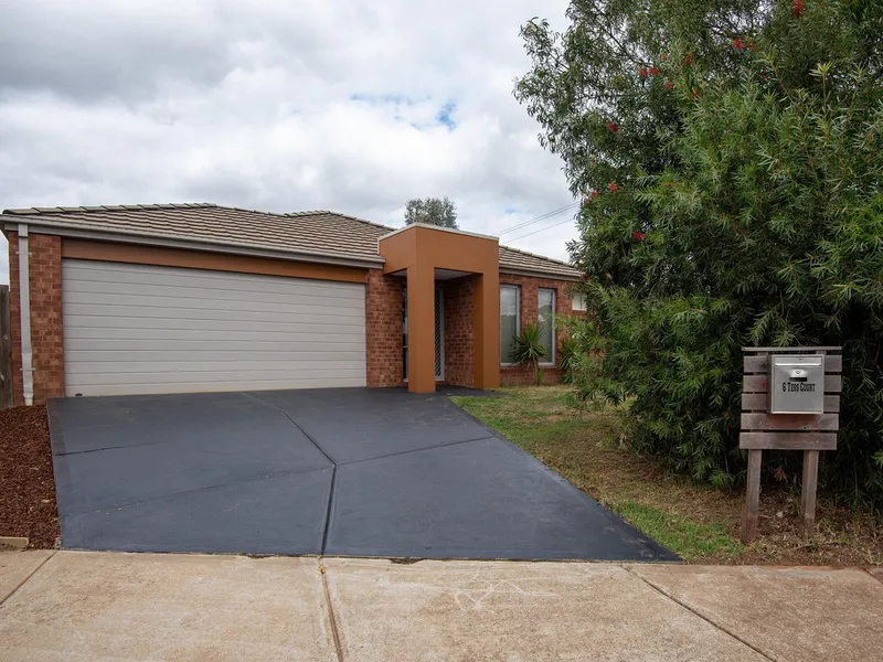 Family Home on Huge Block!