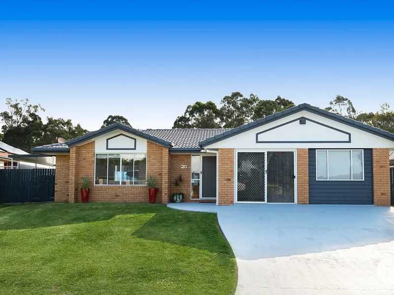 Renovated Family Home in a Peaceful Cul-de-sac