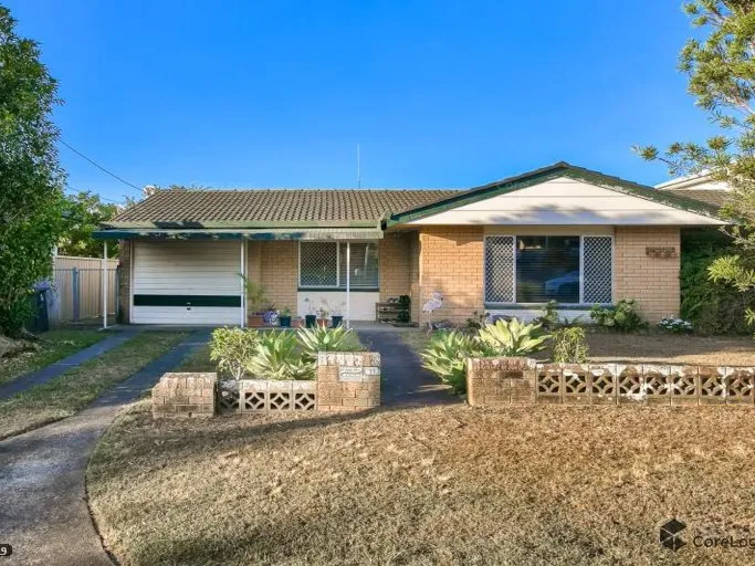 3 Bedroom Home in Sought after location!