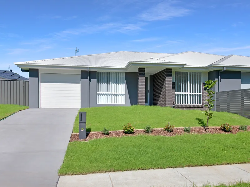 AMAZING 3 BEDROOM HOME IN GREAT LOCATION