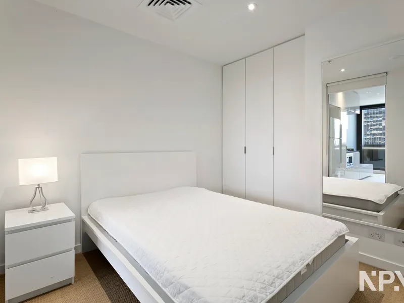 FURNISHED One Bedroom Apartment @ Swanston Square CARLTON near Melbourne University