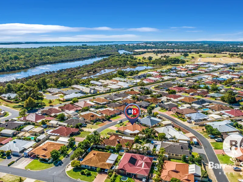 Superb Home In The Ultimate Location!