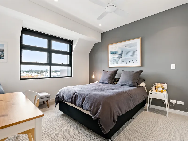 Brand New Top Floor 1 + Study in Alexandria