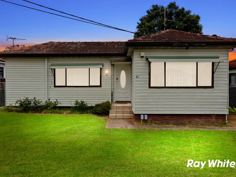 3 Bedroom + Retreat!