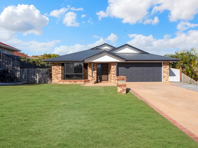 LARGE FAMILY HOME + FULLY SELF CONTAINED GRANNY FLAT IN CONVENIENT LOCATION!