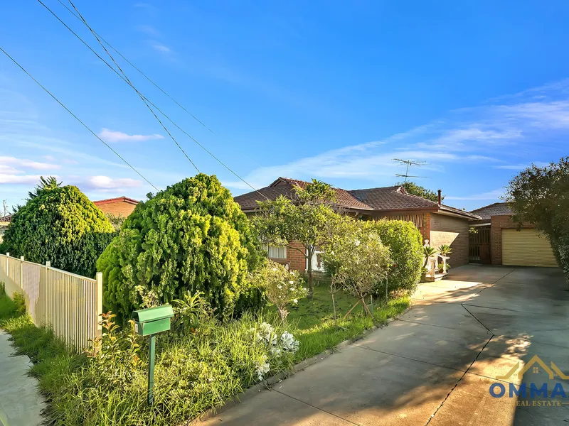 Great home in ideal location!