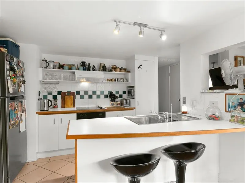 Resort Style Living At The Best Cairns Beach