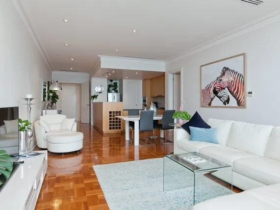 OLD SWAN BREWERY | RIVER FRONT | EXCLUSIVE 2 BED APARTMENT UNFURNISHED 6 MONTH LEASE ONLY