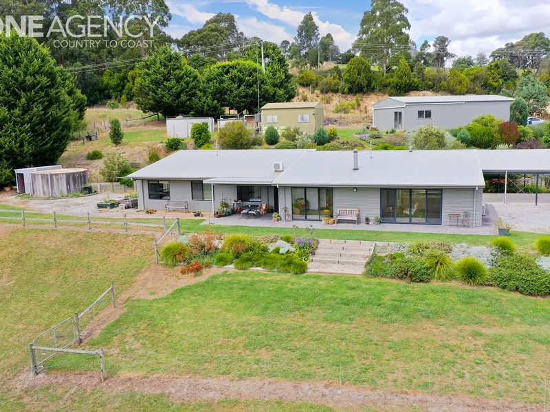 Quality Lifestyle with Tarago River Frontage
