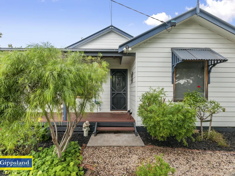 Family Home In Delightful Setting