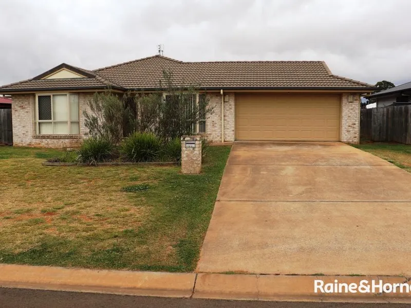 Family Home close to schools.