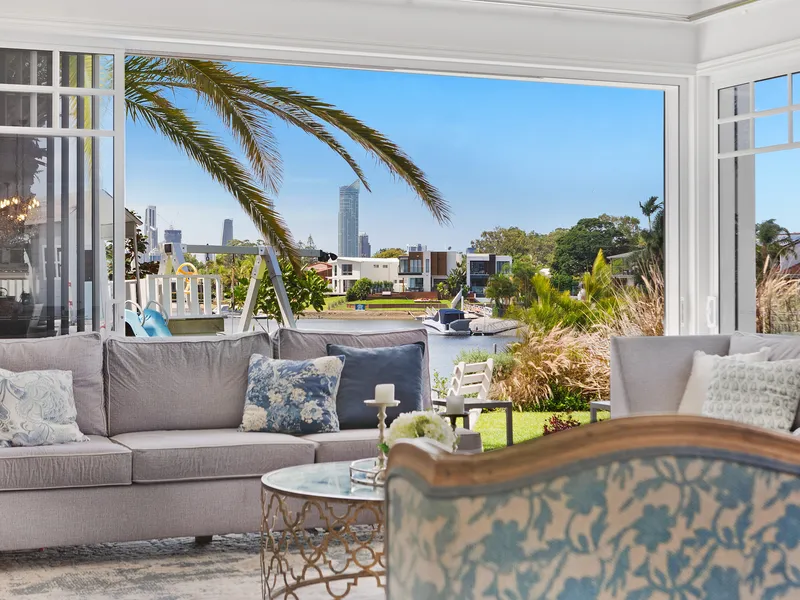 Superior Hampton's Luxury on a Point Position 1013m² Block