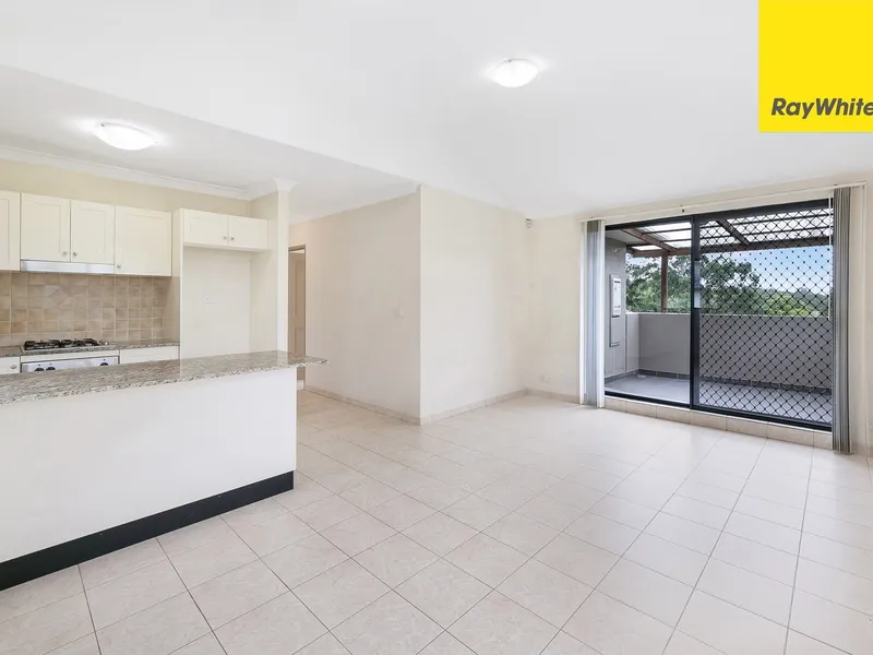 Modern 2 Bedroom Unit Close To Epping Shops and Transport
