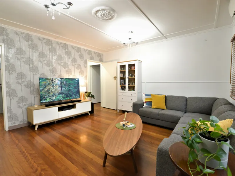 Attention: First Home Buyers, Astute Investors and Empty Nesters!