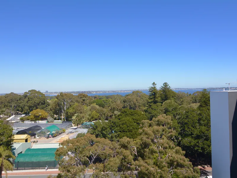 Views over Perth Zoo and beyond