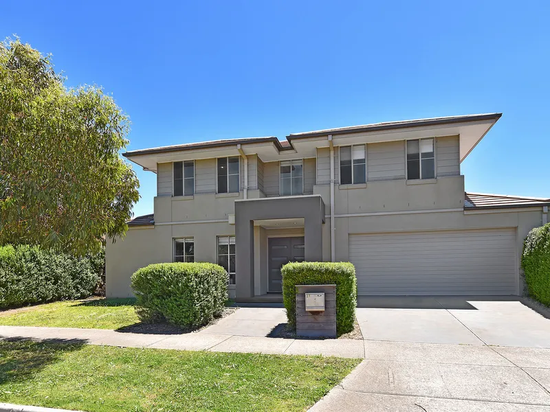 LIVING ON A GRAND SCALE...