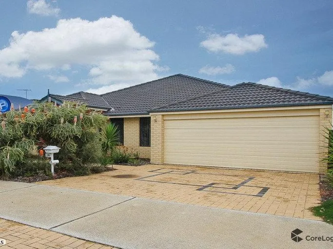 4X2 HOME ON SPACIOUS BLOCK