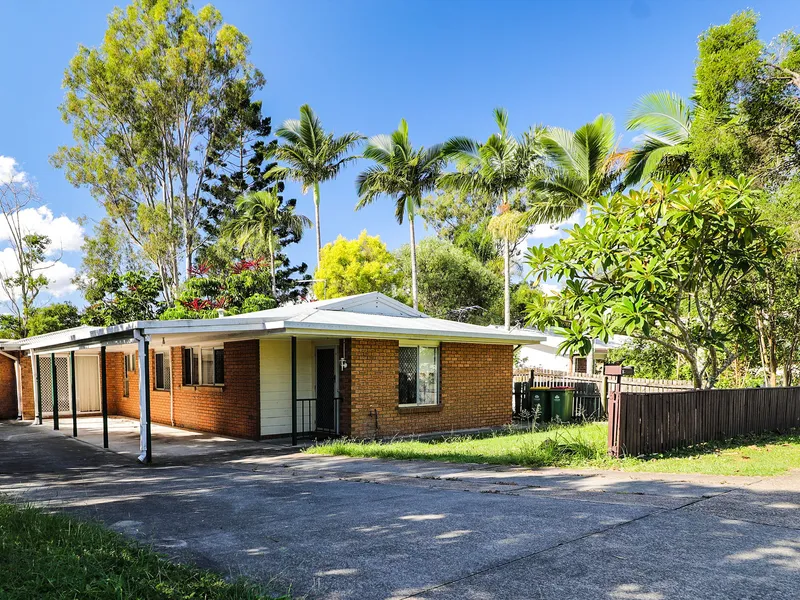 Large four  Bedroom two bathroom, two living home, situated in the heart of Loganlea.