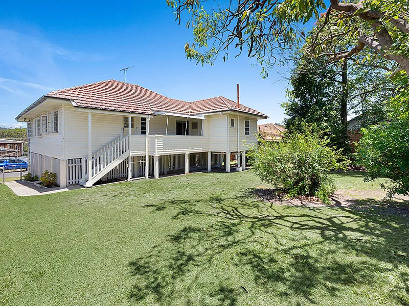 Level and elevated with spectacular views to Mount Gravatt