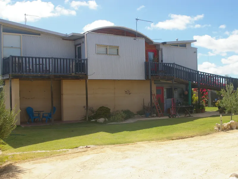 Just one and a half hours drive from Perth, YES!! BIG Price reduction! Dont miss out!