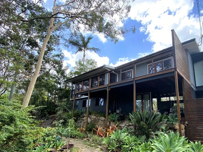 SEEN TO BE BELIEVED 3 BRM 2 BR HOUSE NESTED IN PRIVATE BUSHLAND