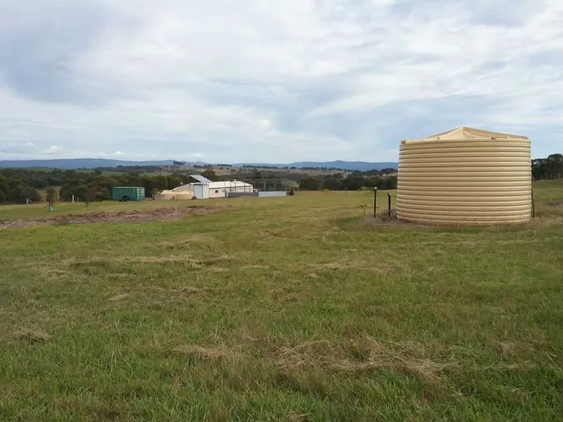 OFF THE GRID CITY ESCAPE!  BORE!  STARGAZERS’ DELIGHT!  ALL ON 16.68ha