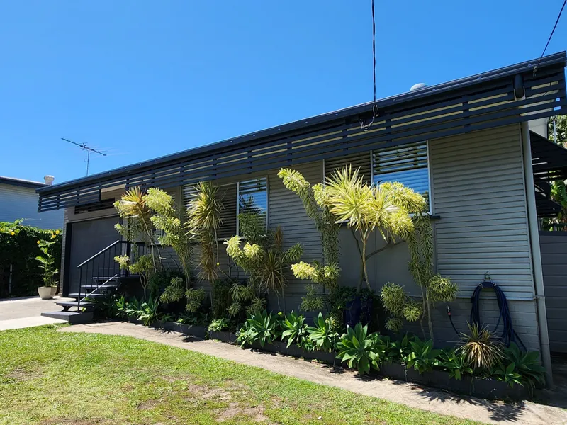 $600 per week- Available from 1st December