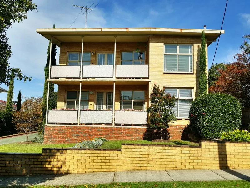 **SIX MONTHS LEASE** - For inspection details contact Stephanie Lindner; slindner@hodges.com.au