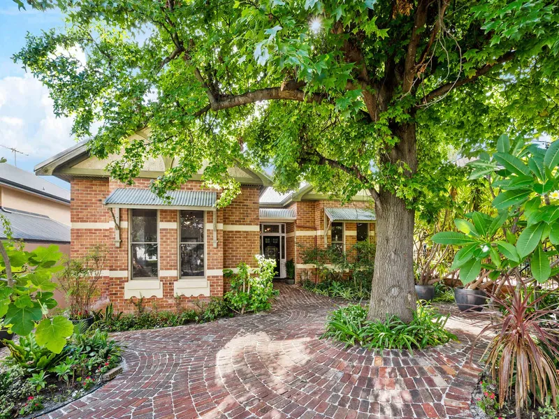 UNDER OFFER - FIRST HOME OPEN!