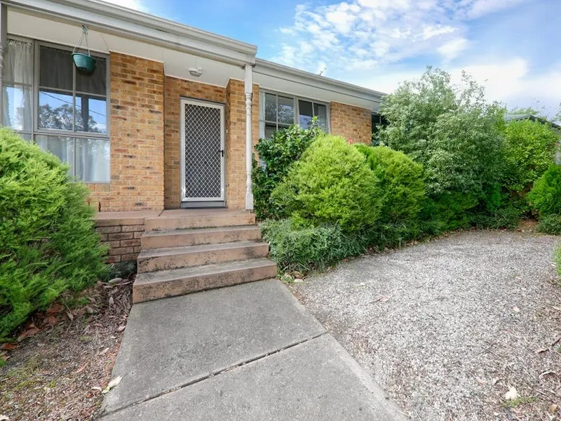 Large Unit in Highly Desirable Location