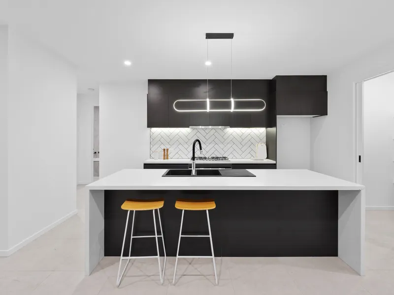 The Perfect Start and Signature Living in Rathdowne Estate…!!!!