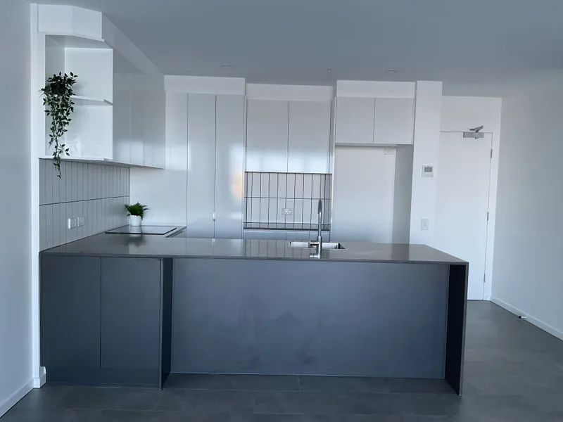 Lakefront Living in popular Birtinya