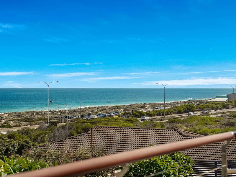 A JEWEL BY THE SEA WITH SUPERB OCEAN VIEWS