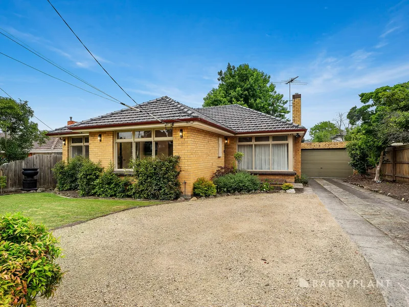 Newly Renovated 3 Bed Rental in Croydon - Minutes from Central Hub!