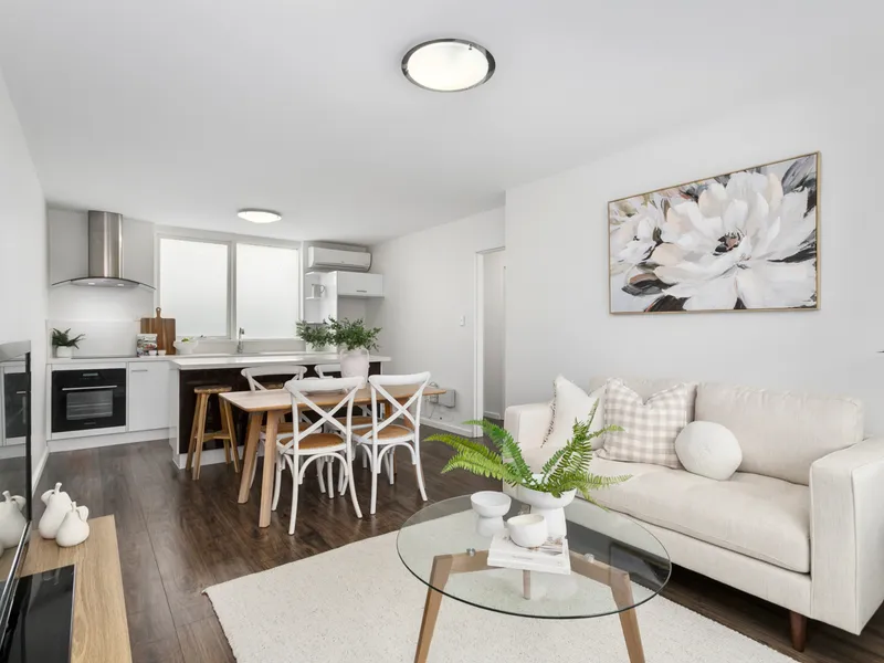 Light Filled Ground Floor Apartment