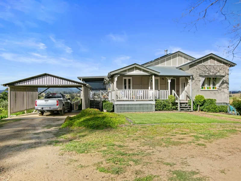 142 Acres, Views, Improvements and Mary River Frontage!