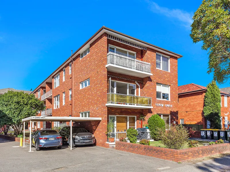 Central beachside location 