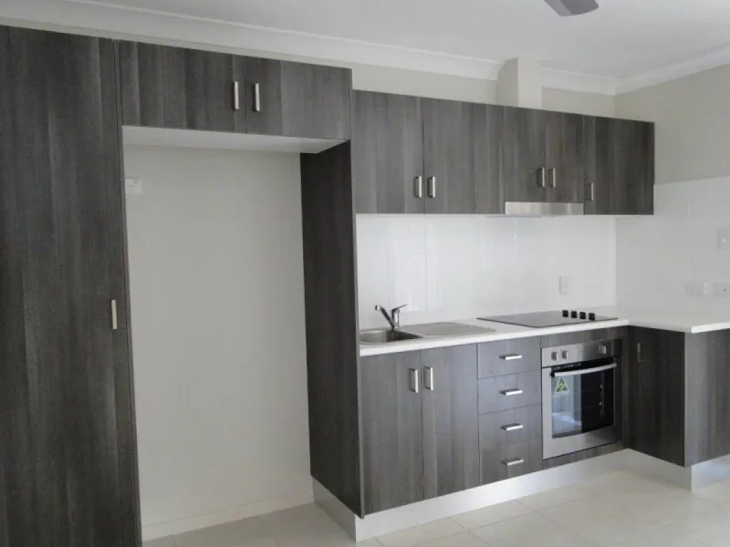 MODERN 2 BEDROOM DUPLEX LOCATED IN CLINTON * NRAS PROPERTY *UNDER APPLICATION*