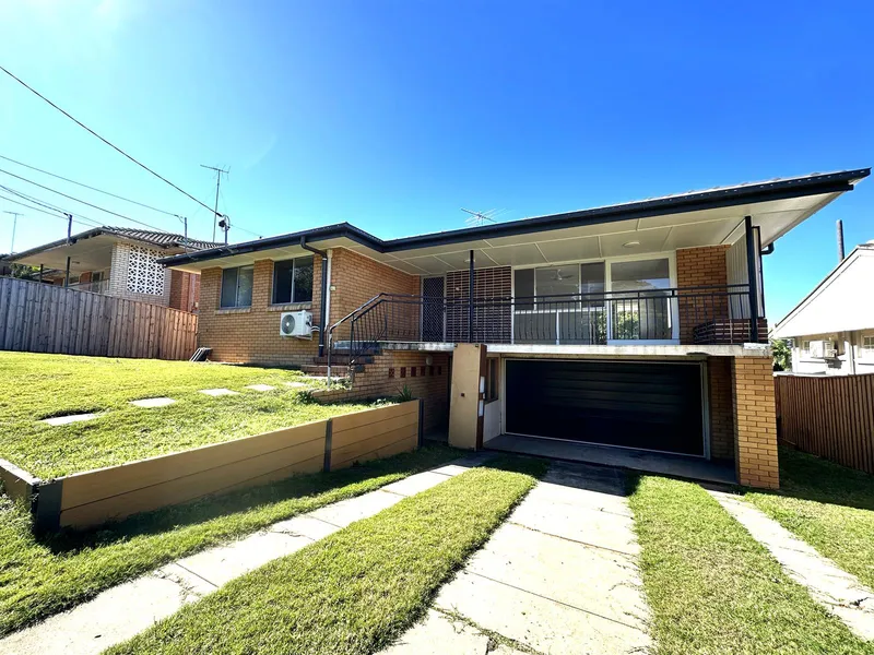 Fully renovated home in the Mansfield High Catchment!