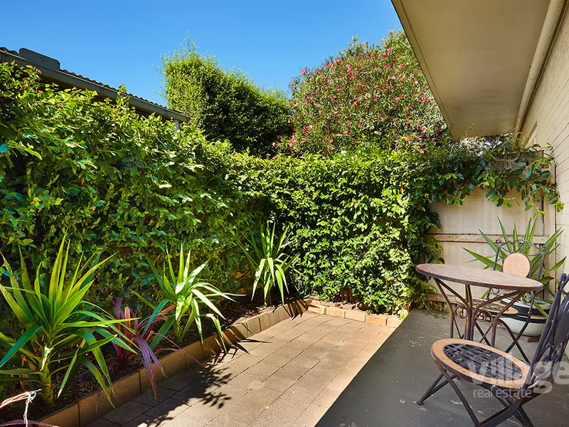 Walking distance to everything!