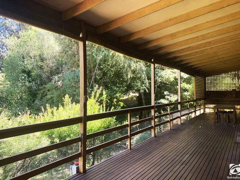 EAST WIND ON CHINAMANS CREEK