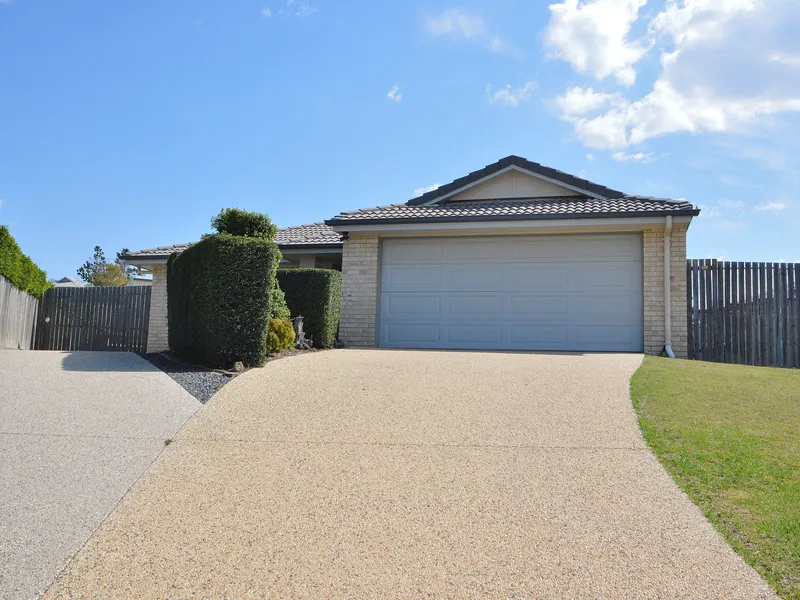 Two Living Areas and a Shed